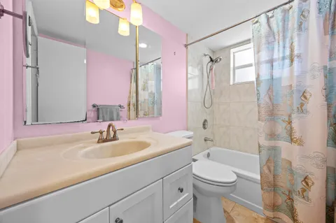 $189,900 | 1820 New Palm Way, Unit 308, Boynton Beach, FL 33435