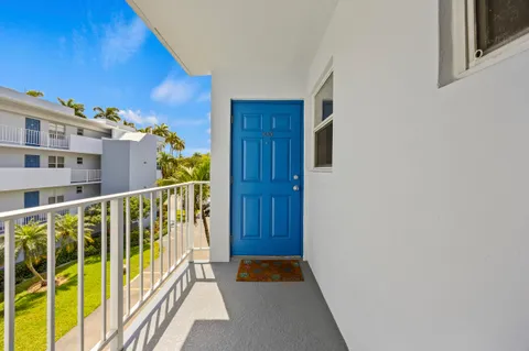 $189,900 | 1820 New Palm Way, Unit 308, Boynton Beach, FL 33435