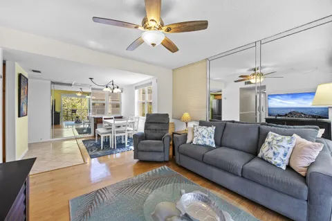 $189,900 | 1820 New Palm Way, Unit 308, Boynton Beach, FL 33435