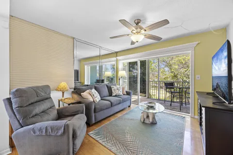 $189,900 | 1820 New Palm Way, Unit 308, Boynton Beach, FL 33435