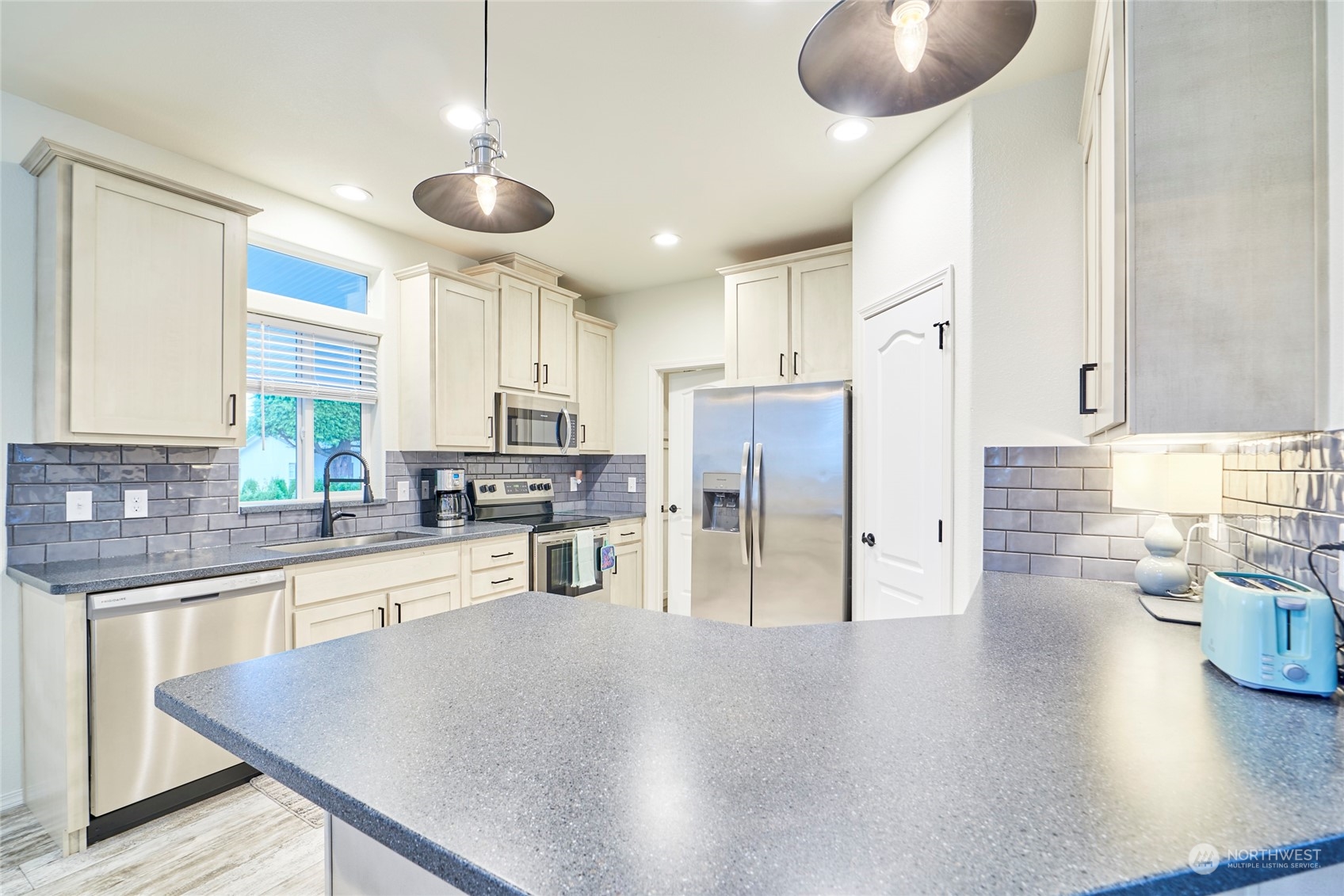 23825 15th Avenue Southeast, Unit 67 Bothell, WA 98021 - Photo 10 of 35 Gallery Image 10