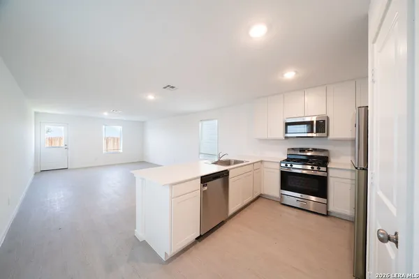 $1,349 | 11830 Spiderwort Ridge, Converse, TX 78109