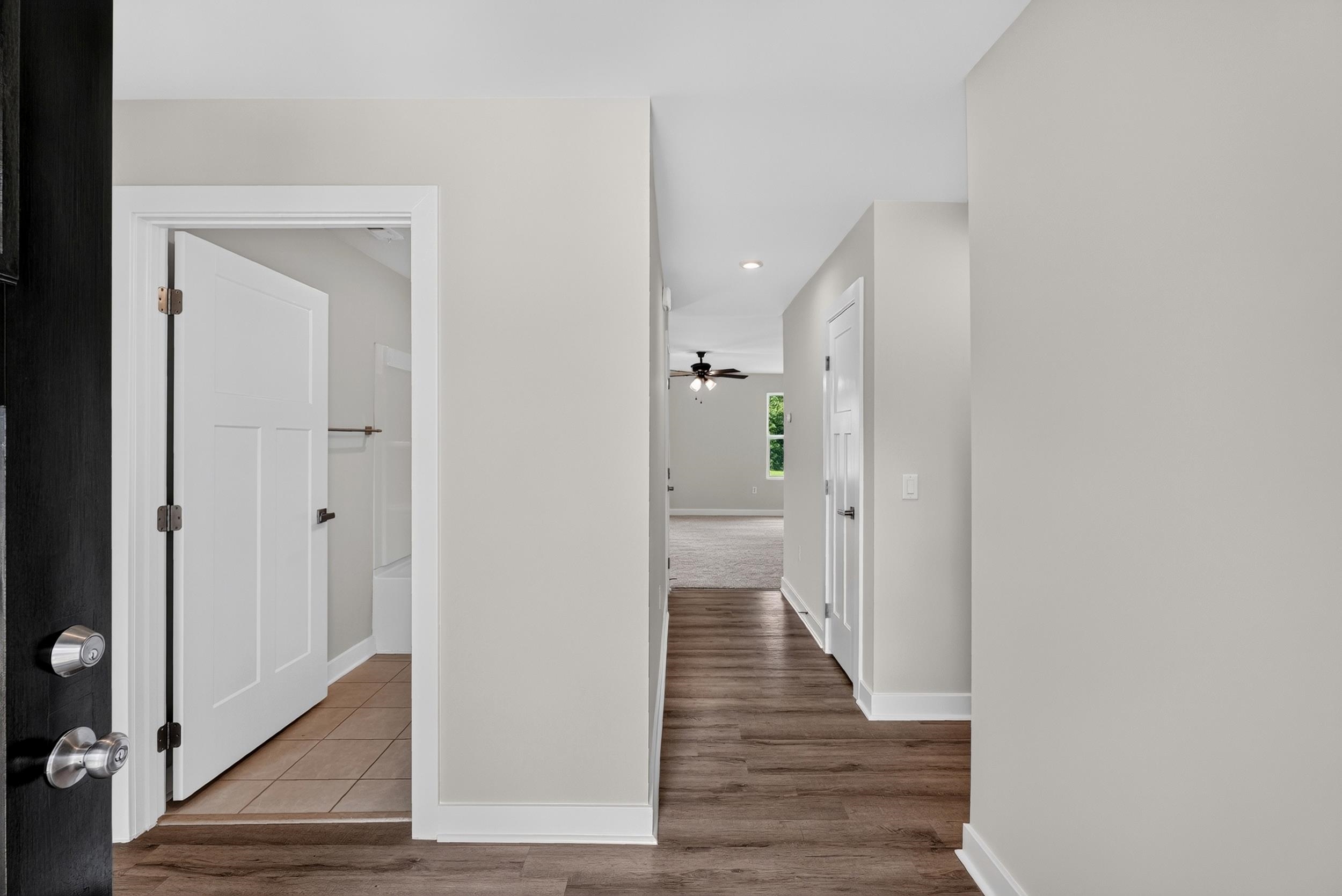 2271 Hemming Way Inman, SC 29349 - Photo 3 of 32 Gallery Image 3