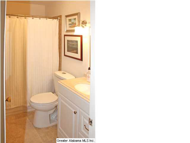 1524 Saulter Road Birmingham, AL 35209 - Photo 15 of 21 Gallery Image 15