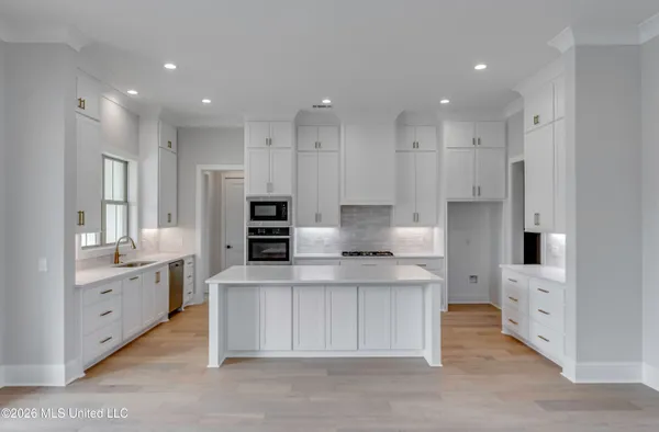 $725,000 | 114 Charleston Circle, Madison, MS 39110