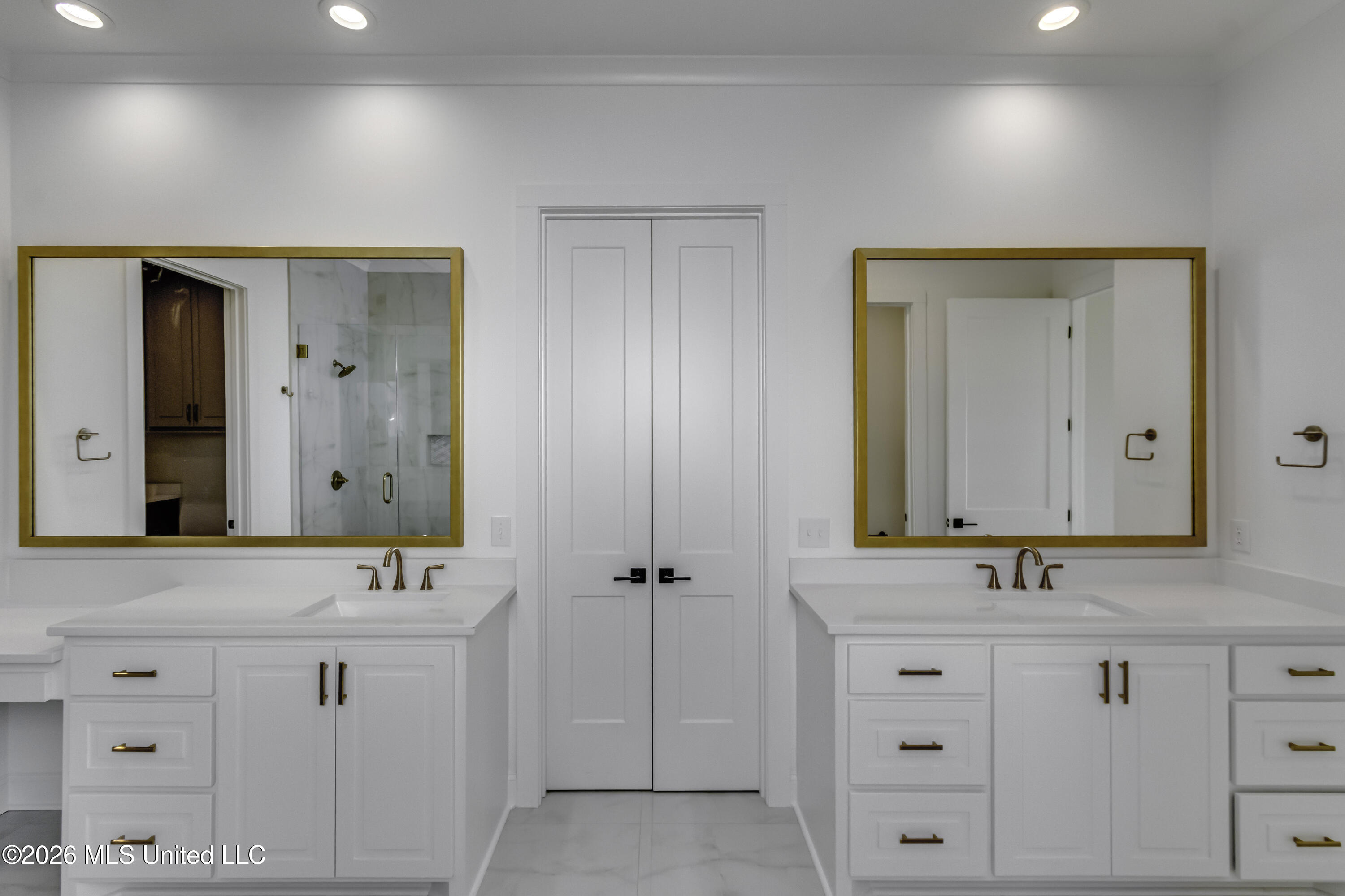 114 Charleston Circle Madison, MS 39110 - Photo 13 of 25 114 Charleston Cv--11