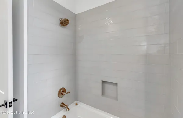 $725,000 | 114 Charleston Circle, Madison, MS 39110