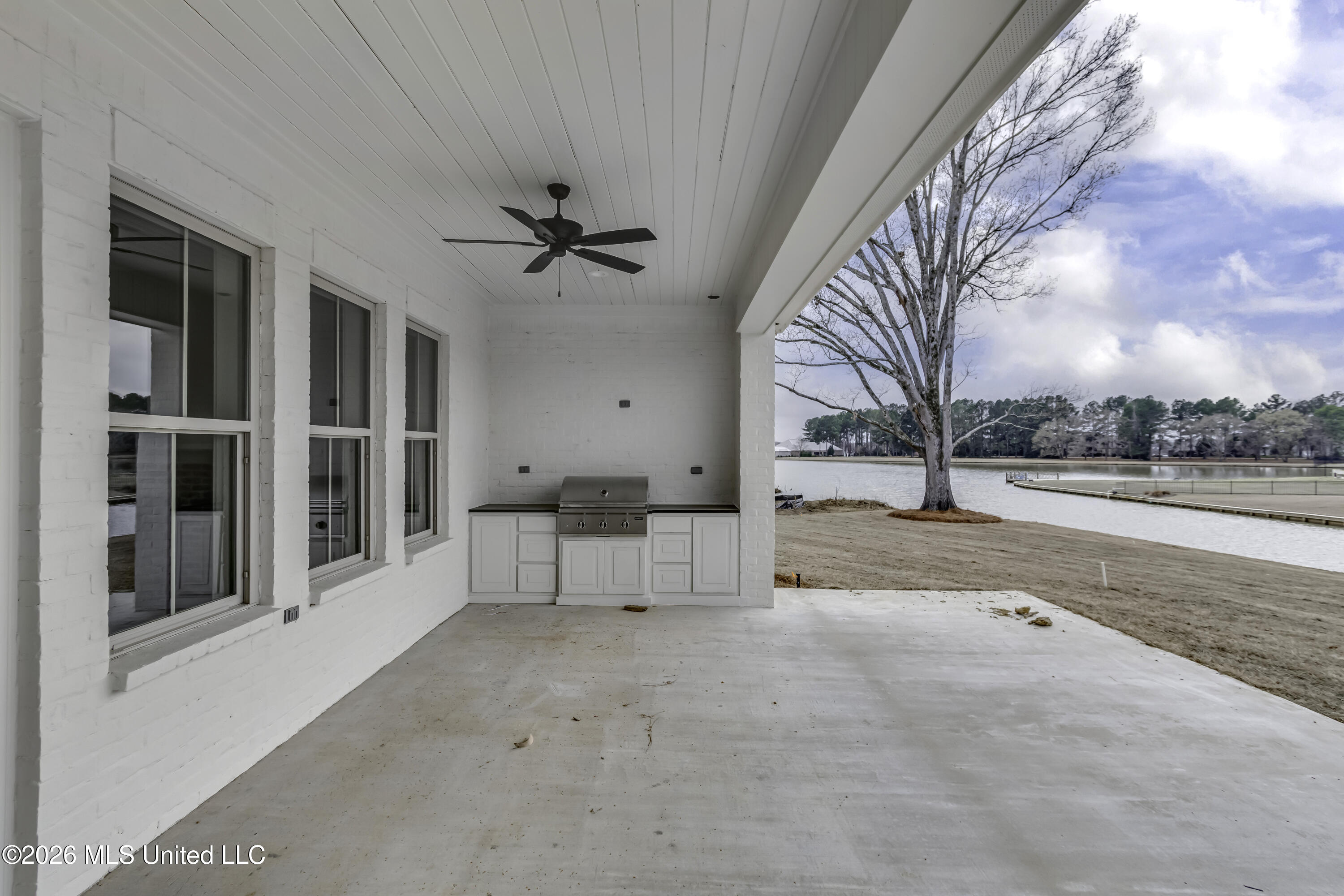 114 Charleston Circle Madison, MS 39110 - Photo 3 of 25 114 Charleston Cv--3