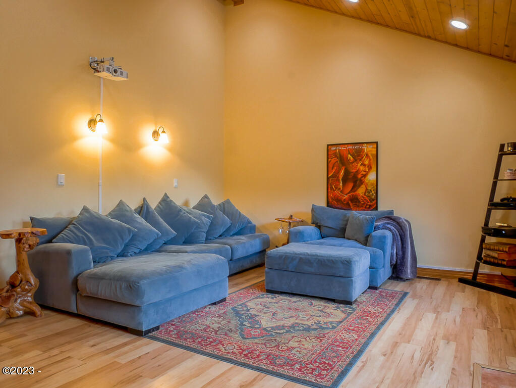 12319 Logsden Road Blodgett, OR 97326 - Photo 41 of 78 Bedroom #3/Theater Room