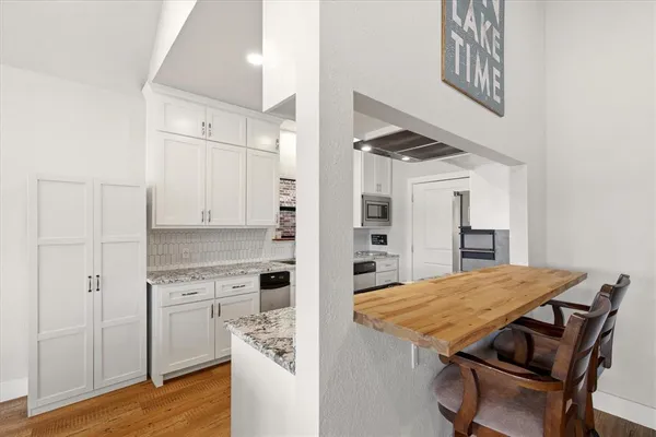 $647,000 | 313 Lake Front Drive, Mabank, TX 75156