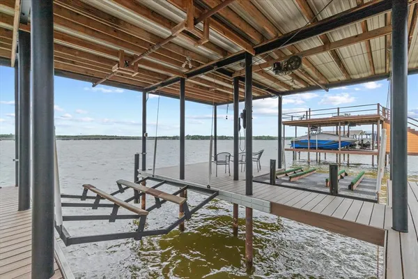 $647,000 | 313 Lake Front Drive, Mabank, TX 75156