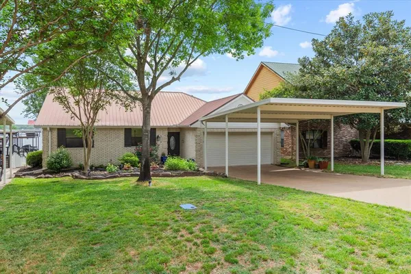 $647,000 | 313 Lake Front Drive, Mabank, TX 75156