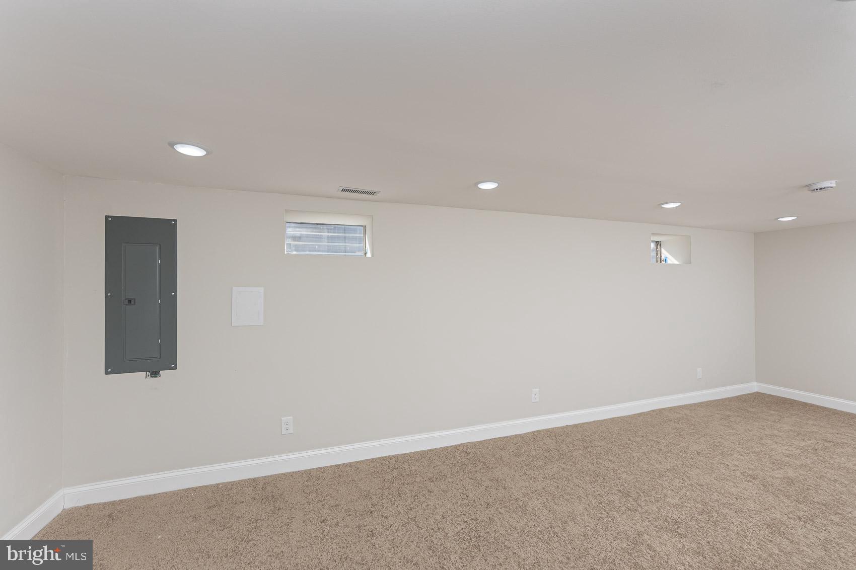 7701 Old Harford Road Parkville, MD 21234 - Photo 29 of 32