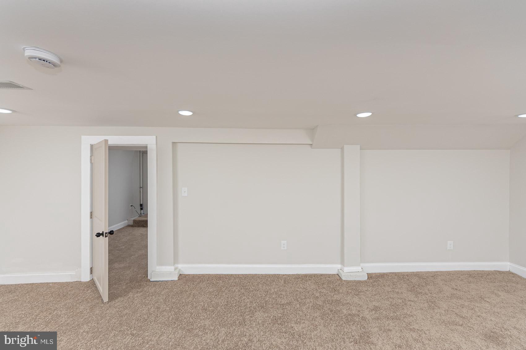 7701 Old Harford Road Parkville, MD 21234 - Photo 30 of 32