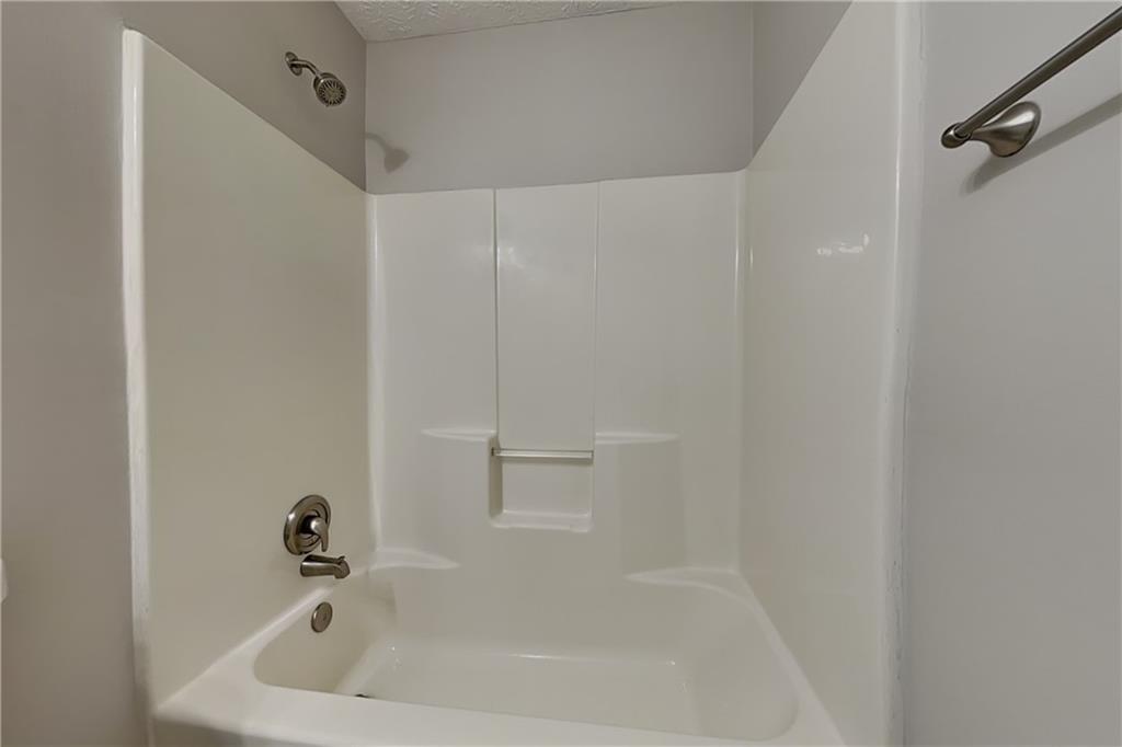 2910 Evergreen Eve Crossing Dacula, GA 30019 - Photo 15 of 18