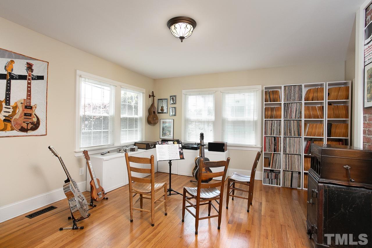 2108 Chapel Hill Road Durham, NC 27707 - Photo 13 of 51 Gallery Image 13