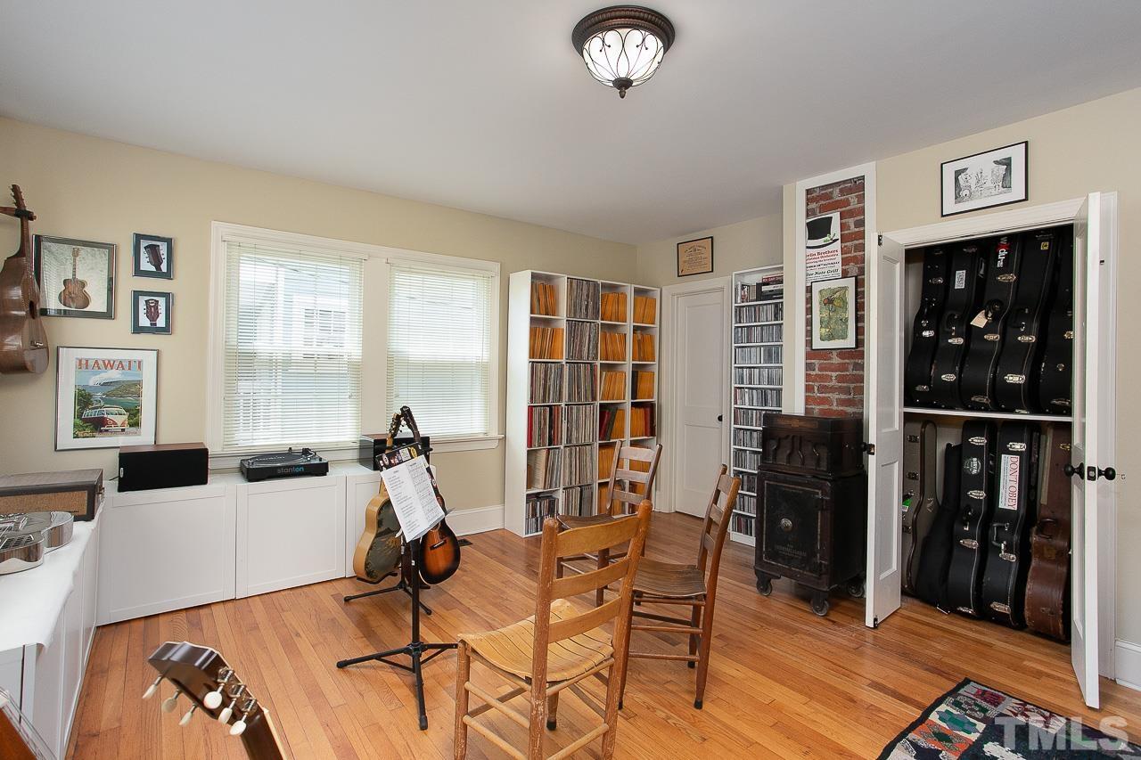 2108 Chapel Hill Road Durham, NC 27707 - Photo 14 of 51 Gallery Image 14