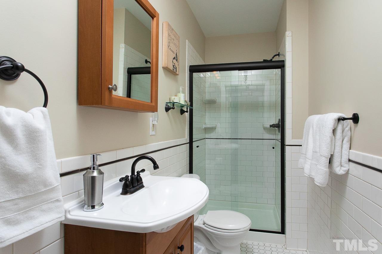 2108 Chapel Hill Road Durham, NC 27707 - Photo 35 of 51 Gallery Image 35