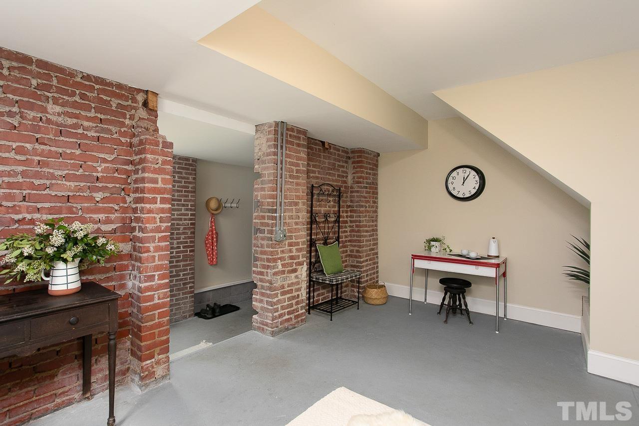 2108 Chapel Hill Road Durham, NC 27707 - Photo 37 of 51 Gallery Image 37