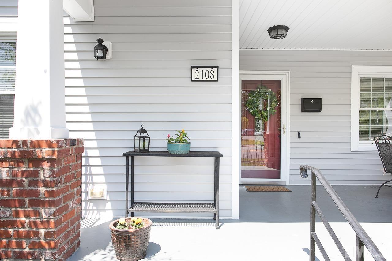 2108 Chapel Hill Road Durham, NC 27707 - Photo 4 of 51 Gallery Image 4