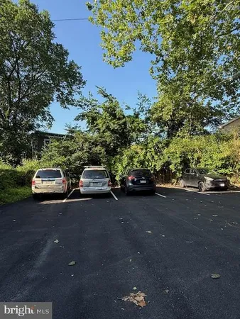 $1,150 | 414 West Avenue, Unit B, Jenkintown, PA 19046