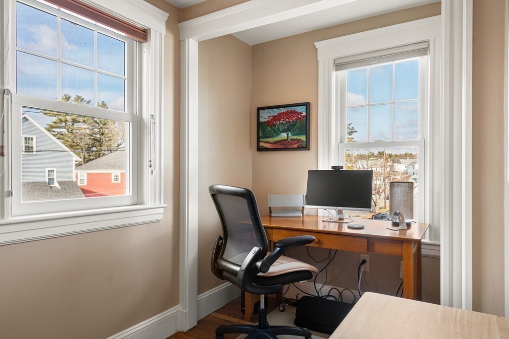 22 Holmes Road Medford, MA 02155 - Photo 16 of 32 Gallery Image 16