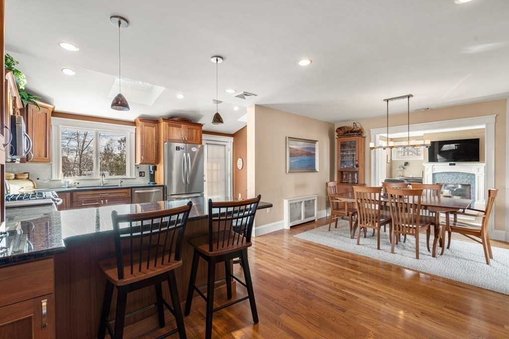 22 Holmes Road Medford, MA 02155 - Photo 9 of 32 Gallery Image 9