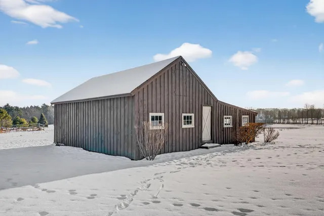 $749,900 | 227 Greely Road, Cumberland, ME 04021