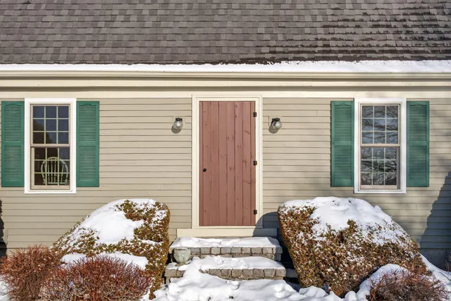 $749,900 | 227 Greely Road, Cumberland, ME 04021