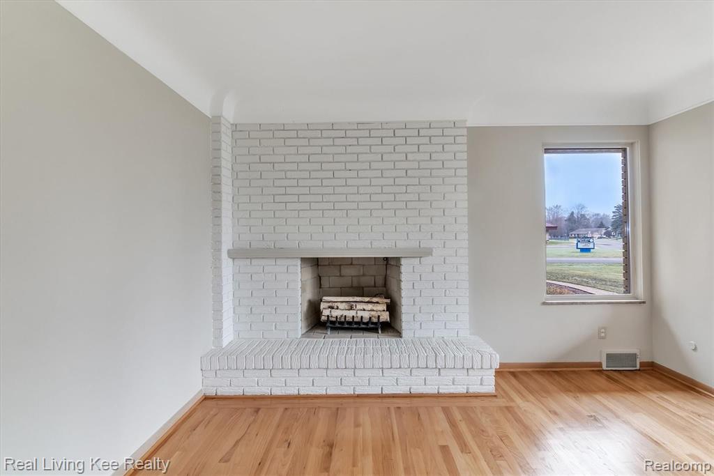 710 Castlebar Drive Rochester Hills, MI 48309 - Photo 9 of 35