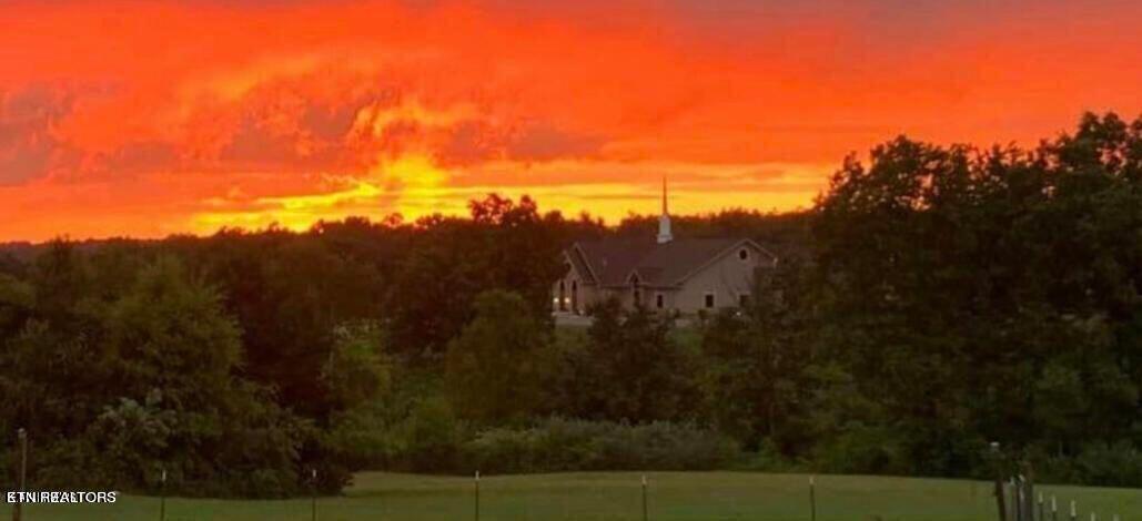 5163 Peavine Road Crossville, TN 38571 - Photo 6 of 6 5163 Beauttiful Sunsetst