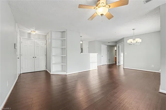 $1,300 | 421 Rivertree Lane, Winston-Salem, NC 27103