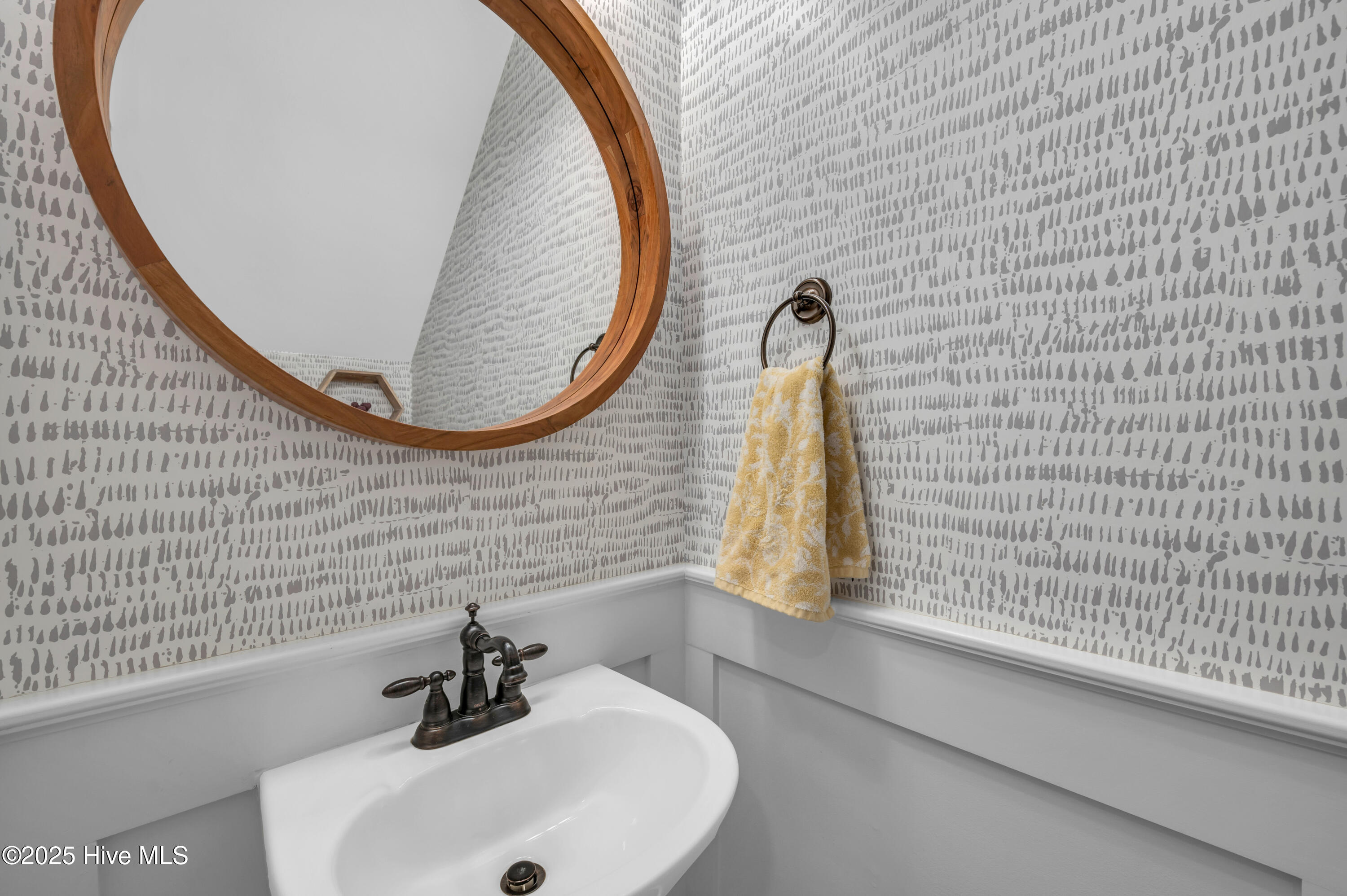 102 Chuckanut Drive Hampstead, NC 28443 - Photo 15 of 46 15_102 chuckanut dr-00015