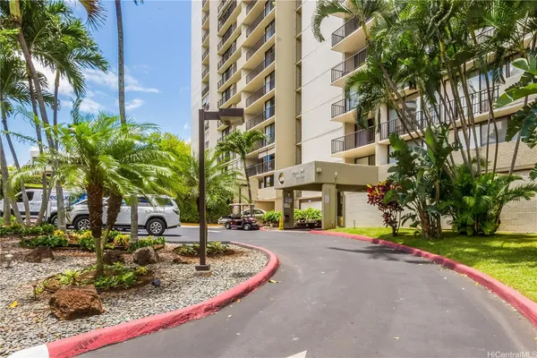 $400,000 | 98-500 Koauka Loop, Unit 7G, Aiea, HI 96701