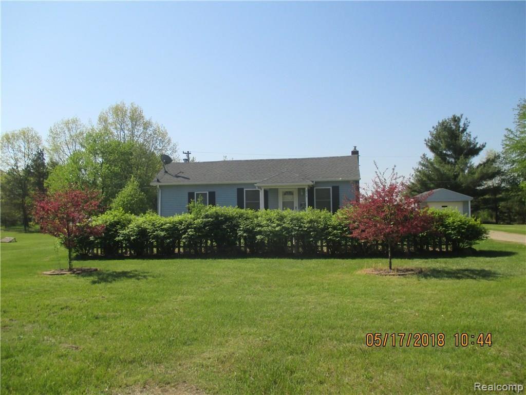 216 East Burnside Road North Branch, MI 48461 - Photo 1 of 1 IMG_3077.JPG