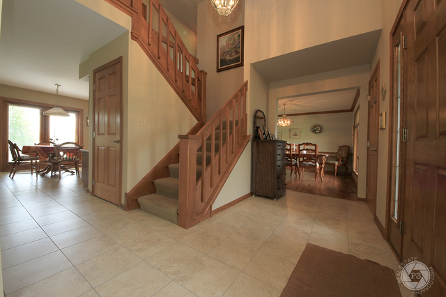 4900 Stockdale Road Morris, IL 60450 - Photo 3 of 33 a view of a hallway with seating space