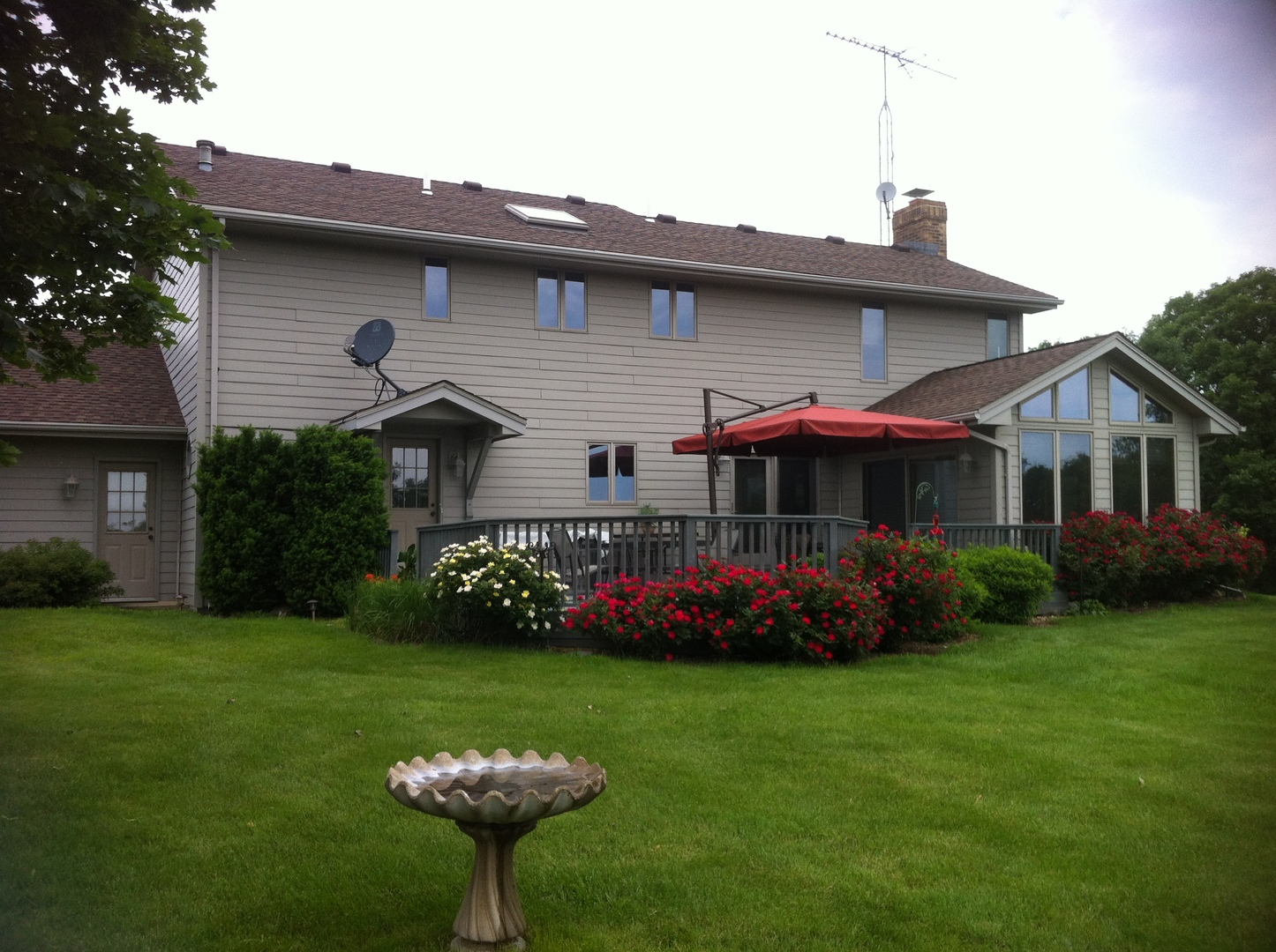 4900 Stockdale Road Morris, IL 60450 - Photo 29 of 33 a front view of a house with garden