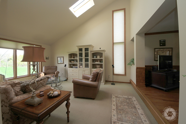 4900 Stockdale Road Morris, IL 60450 - Photo 4 of 33 a living room with furniture and a large window