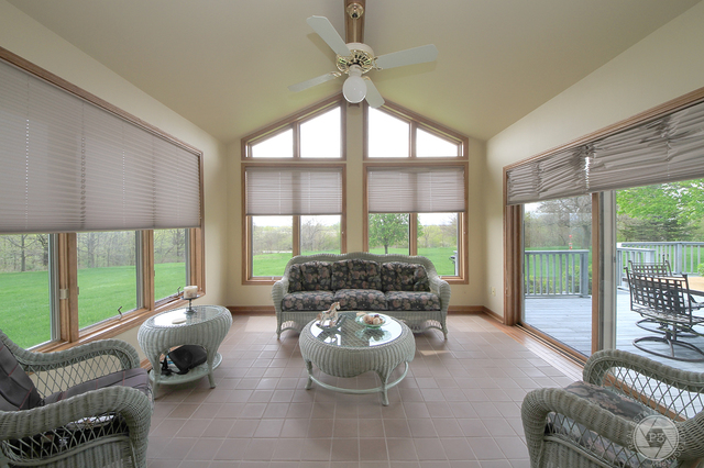 4900 Stockdale Road Morris, IL 60450 - Photo 9 of 33 a living room with furniture and a large window