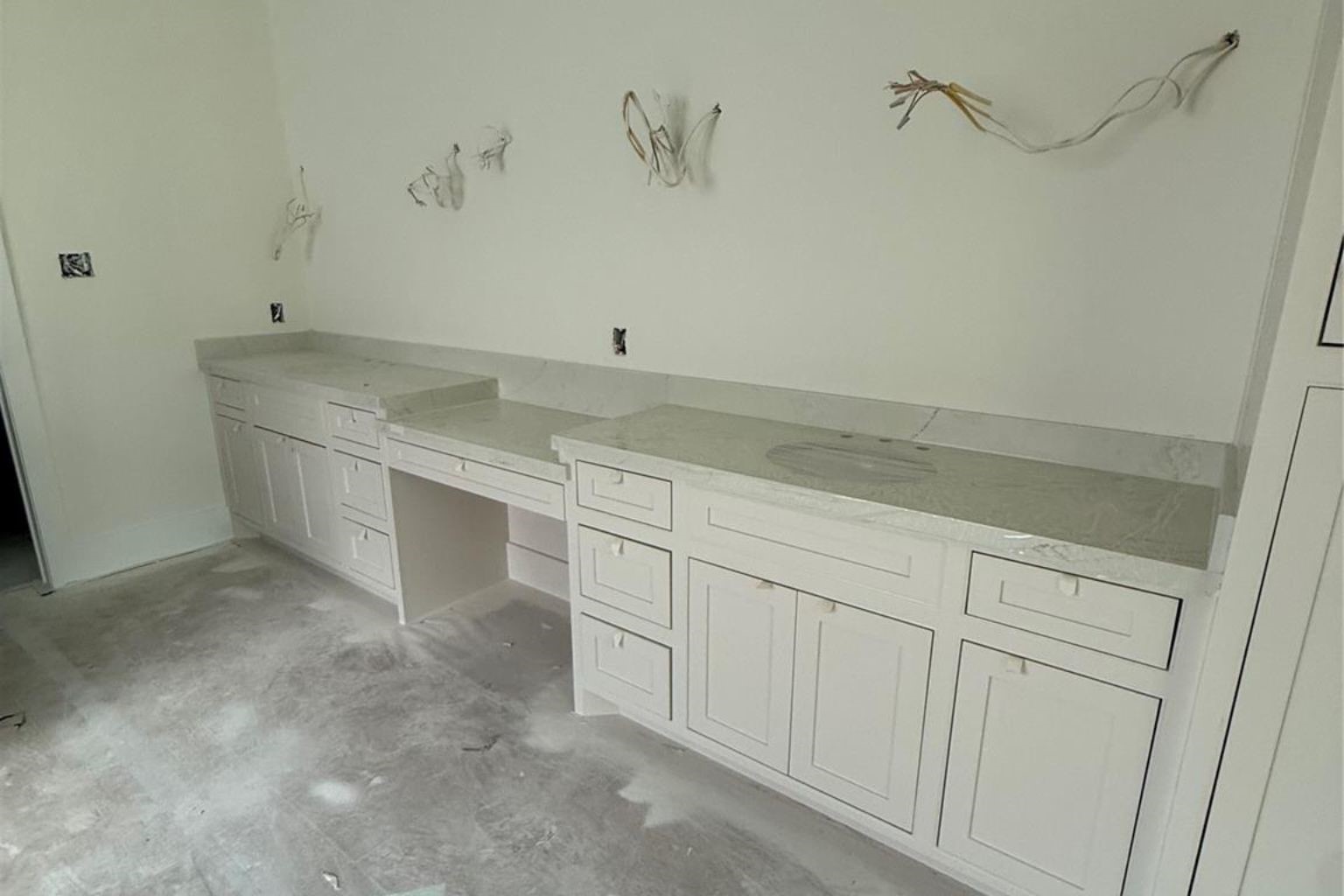 65 Shadow Creek Ridge Drive Spring, TX 77389 - Photo 12 of 44 a view of cabinets