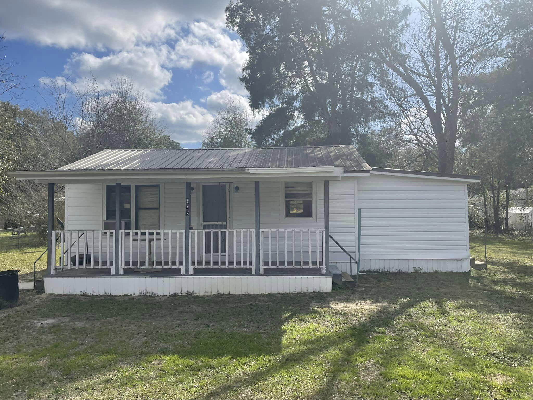 275 German Club Road DeFuniak Springs, FL 32433 - Photo 1 of 5 1
