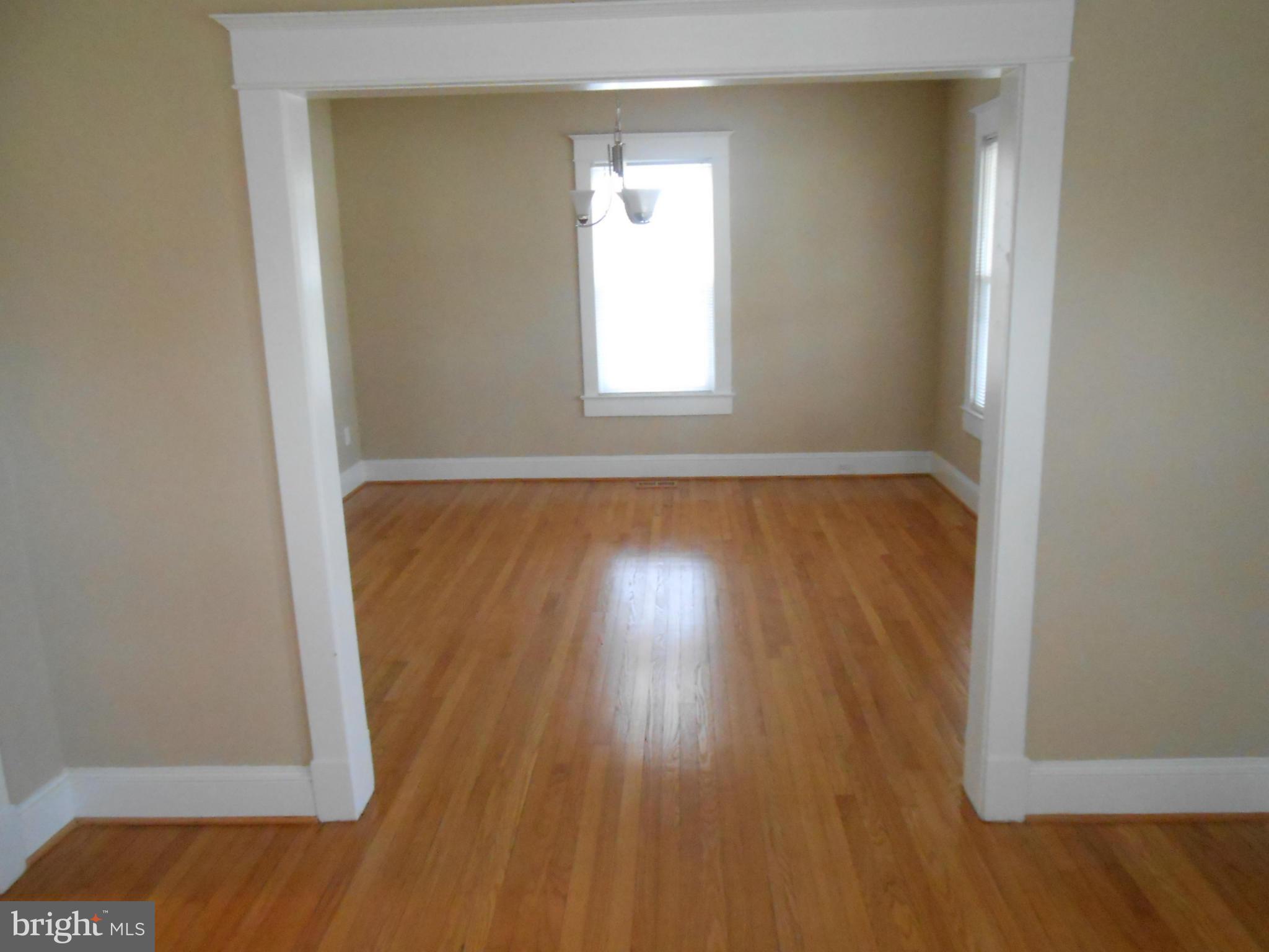 27416 Ridge Road Damascus, MD 20872 - Photo 11 of 30 Interior (General)