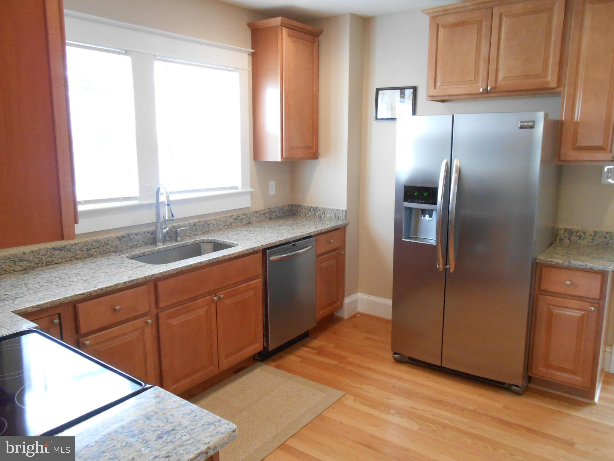 27416 Ridge Road Damascus, MD 20872 - Photo 7 of 30 Kitchen