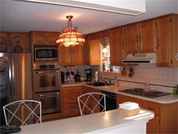 20 Tumelty Road Peabody, MA 01960 - Photo 3 of 25 Gallery Image 3