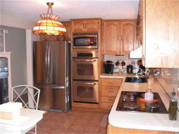 20 Tumelty Road Peabody, MA 01960 - Photo 4 of 25 Gallery Image 4
