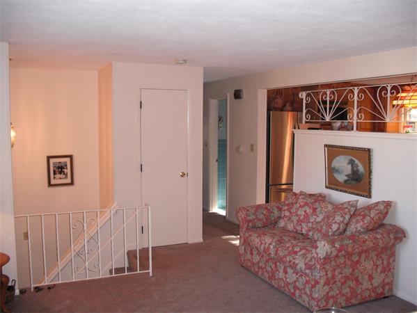 20 Tumelty Road Peabody, MA 01960 - Photo 9 of 25 Gallery Image 9