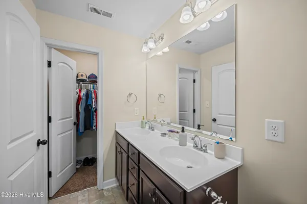 $1,625 | 215 Timber Jack Court, Jacksonville, NC 28546