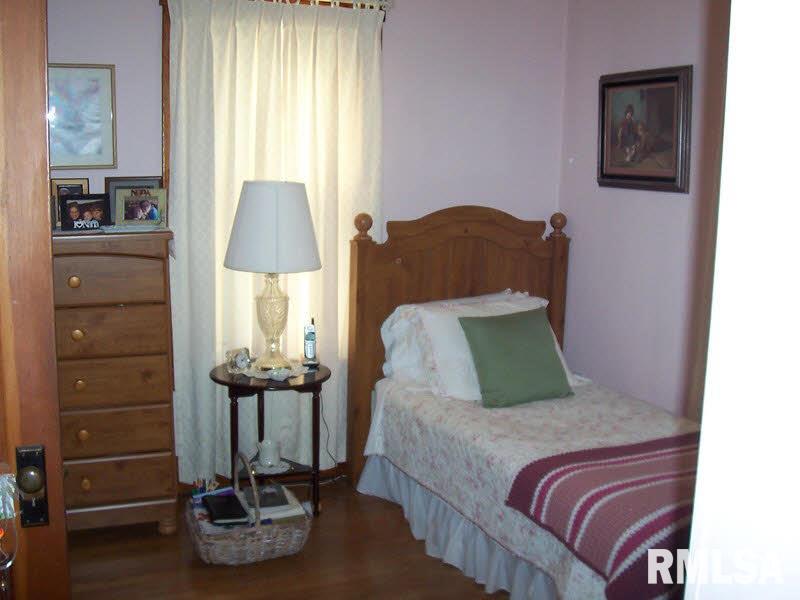24697 East Post Hoyleton, IL 62803 - Photo 6 of 11