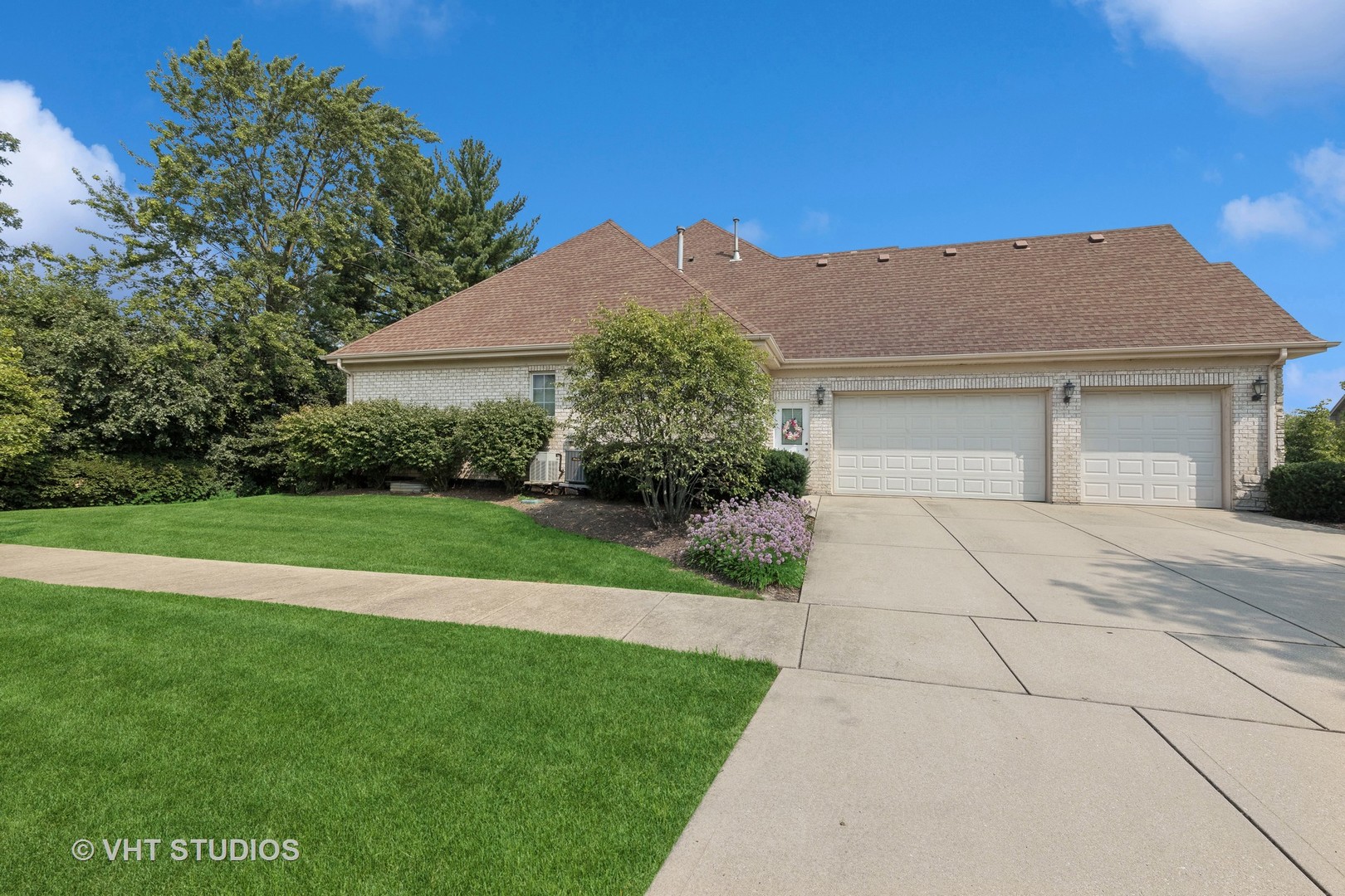 16736 Julie Ann Lane Orland Park, IL 60467 - Photo 31 of 36 a front view of a house with a yard