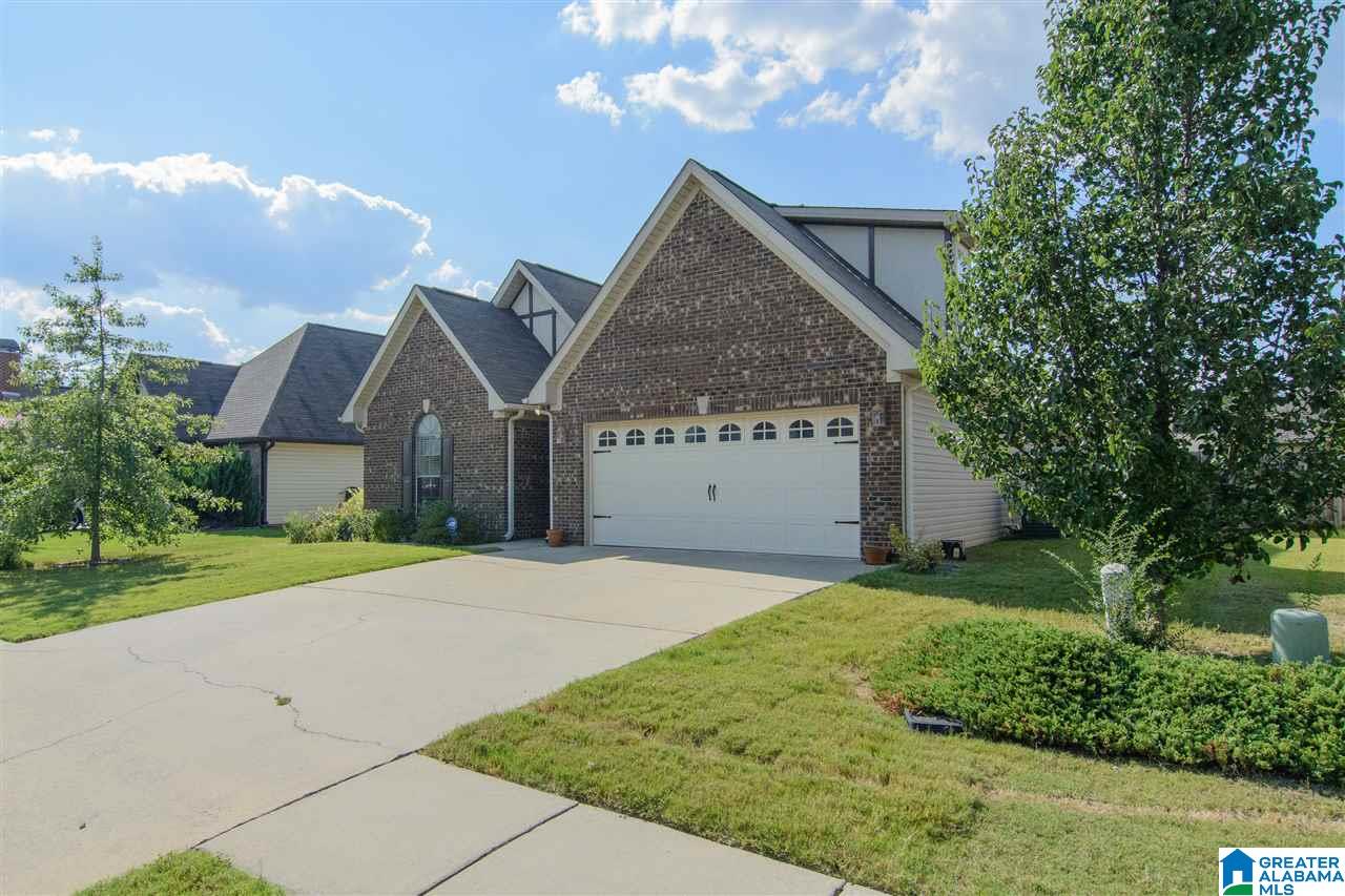 1046 Emerald Ridge Drive Calera, AL 35040 - Photo 2 of 32
